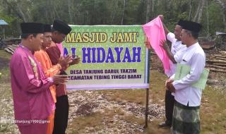 Masyarakat Resmikan Masjid Jami Al-Hidayah Di Desa Tanjung Darul Takzim